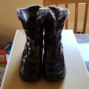 Girls snow boots